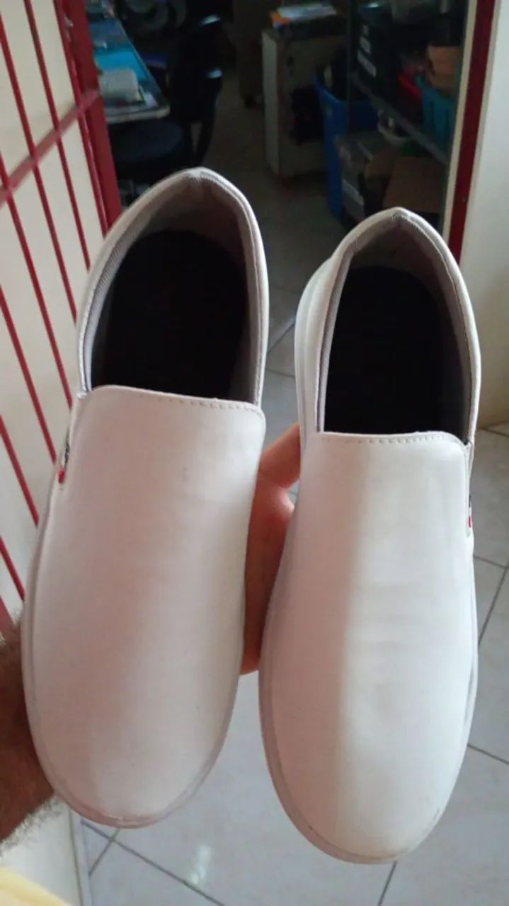 Tênis masculino 40