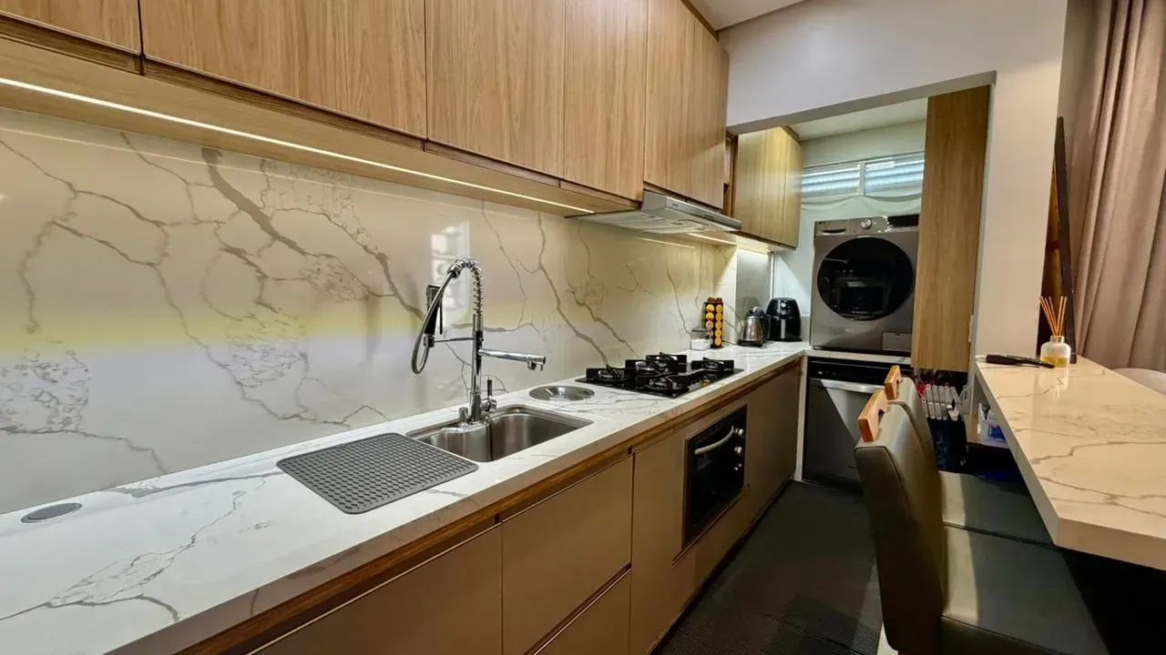 Apartamento completamente mobiliado no Centro de Içara - Pronto para morar - Foto 2