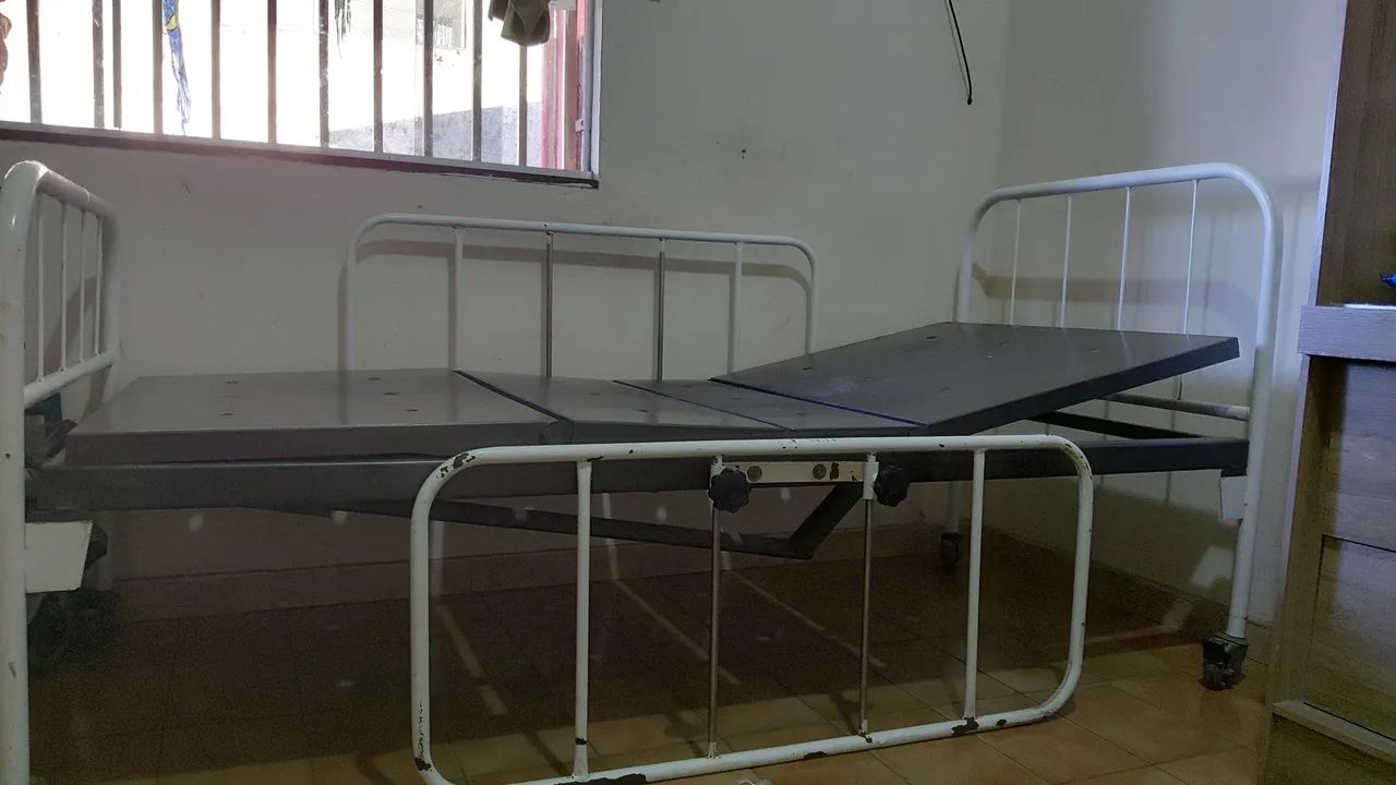 Cama hospital  , com colchão  - Foto 4