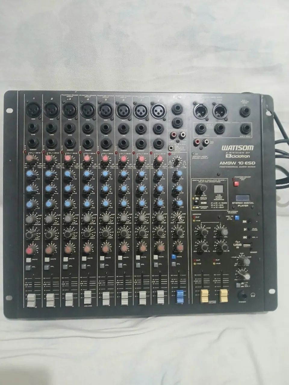 Mesa de som wattsom 10 canais com efeito 