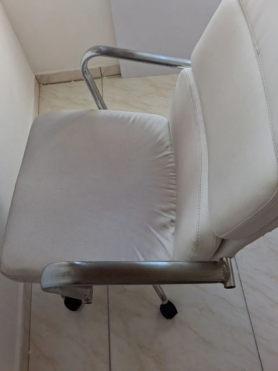 Cadeira para Escritório Branca - Foto 3