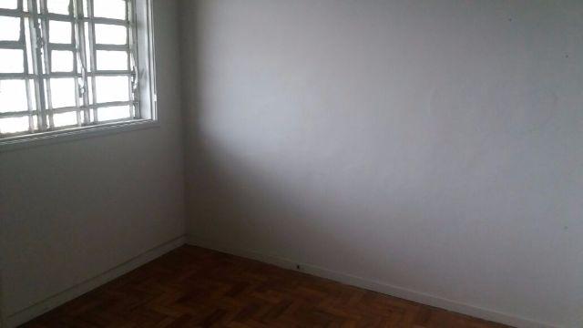 M. Hermes - 20.533 Apartamento com 02 Dormitórios e 01 Vaga