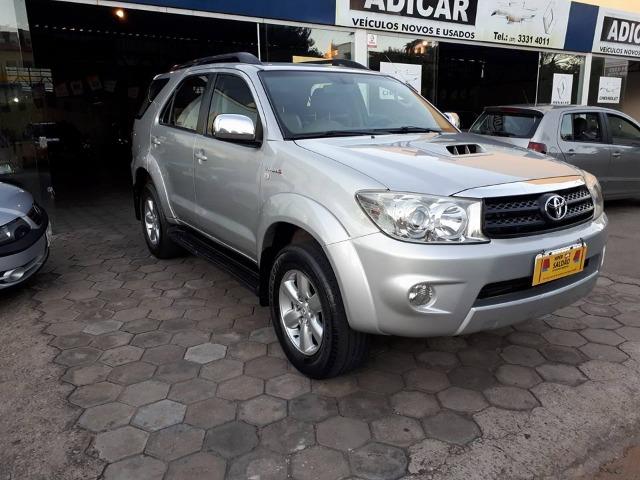 Toyota Hilux Sw4 Aut Diesel 4x4 7 Lugares Aut - Foto 4