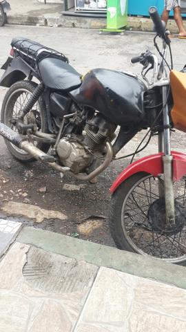 Vendo está moto 125 cargo ano 2001/2002 - Foto 2