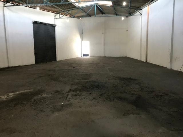Galpão no bairro industrial, com +-700m² - Foto 6