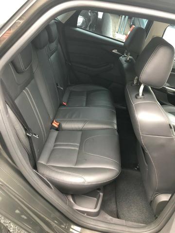 Ford Focus Hatch SE Plus 2014 - Foto 9