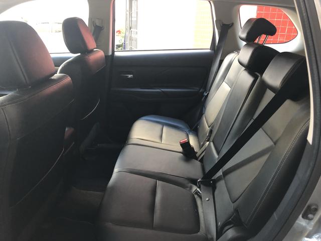 Outlander 2.0 automática completa único dono com teto solar novíssima - Foto 9