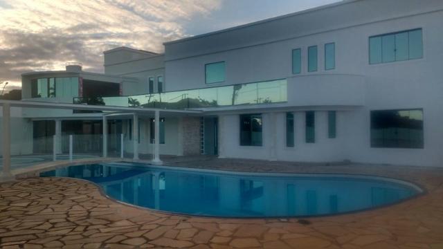 Linda mansão com 4 suítes - Foto 4