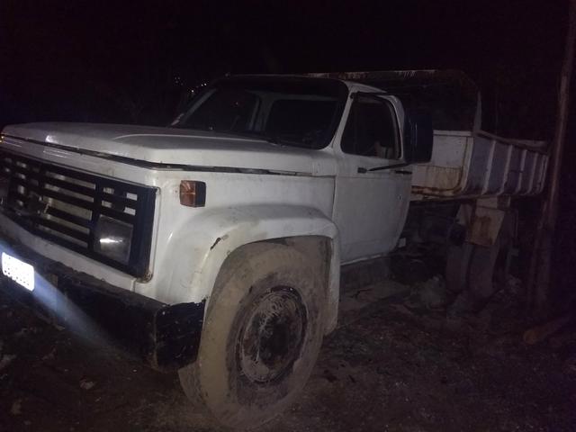 Vende esse caminhão basculante - Foto 8