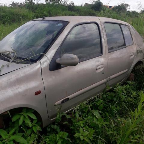 Obs,Sucata Renault Clio sedam 2003 1.0 16 Válvulas - Foto 2