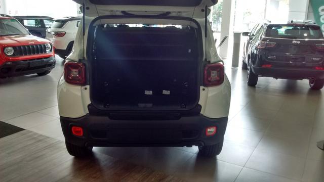 Jeep Renegade Longitude Diesel 2019/2020 - Na cor Branco Ambiente - Foto 3