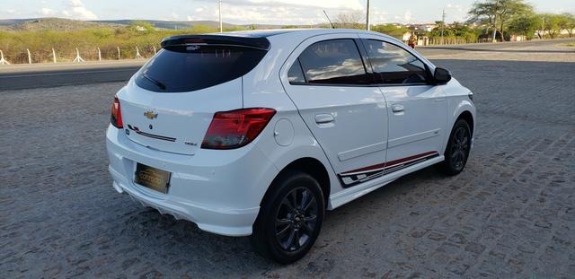 Onix Effect 1.4 2016/2016 com apenas 42 mil rodados! novíssimo! - Foto 7