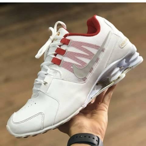 nike mola