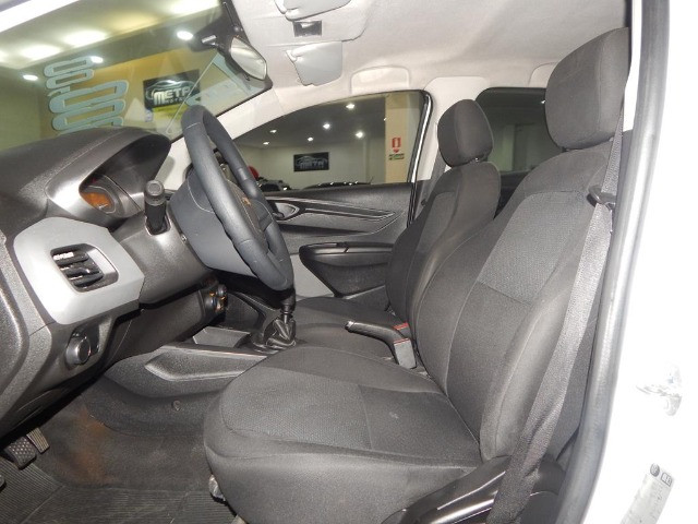Chevrolet Onix 1.0 Mpfi Joy 8v Flex 4p Completo Impecável - Foto 13