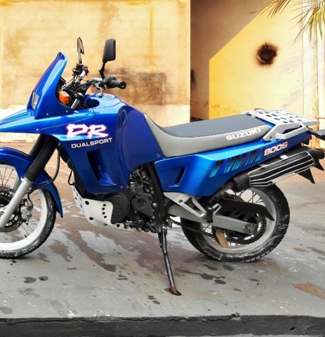 DR 800 ANO 1996
