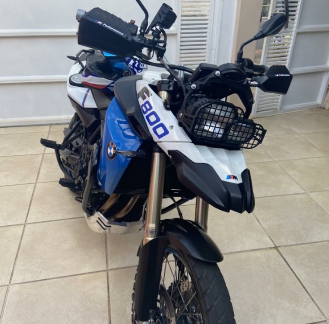 BMW F800