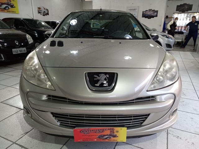 PEUGEOT 207 XR 1.4 4P