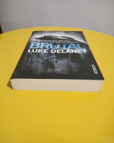 Brutal. Suspense. Novo. Com brinde  - Foto 2