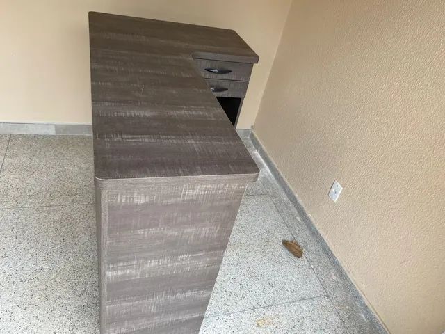 Balcão Caixa/ atendimento MDF com duas gavetas  - Foto 3