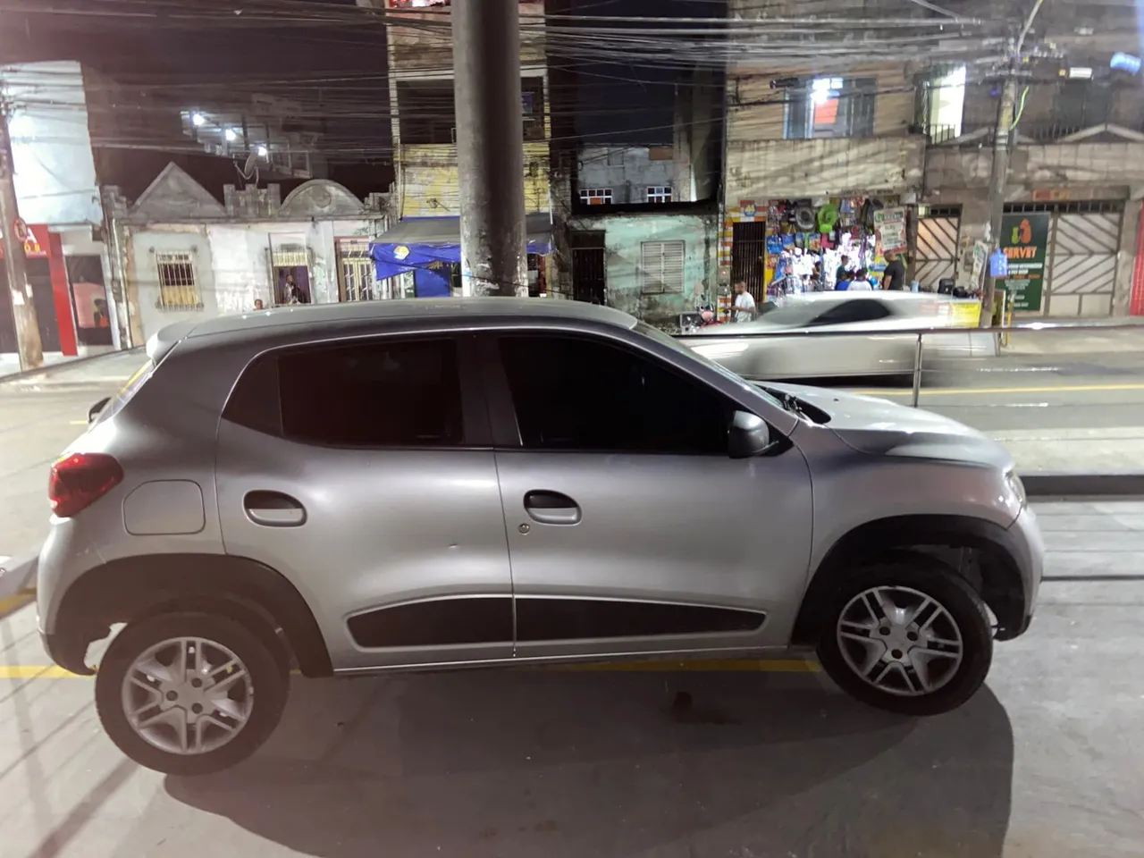 ALUGO CARRO PARA UBER E 99POP