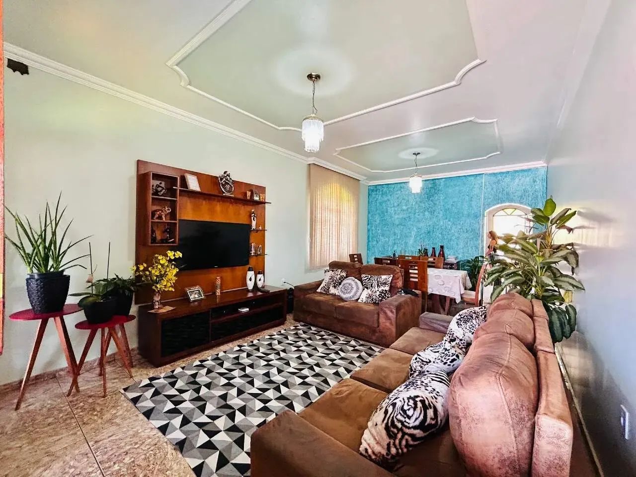 Casa à venda - Tirol, 4 quartos - Belo Horizonte