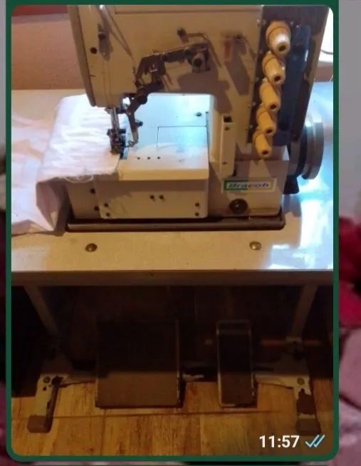 Vendo máquina industrial de costura em ótimo estado  - Foto 2