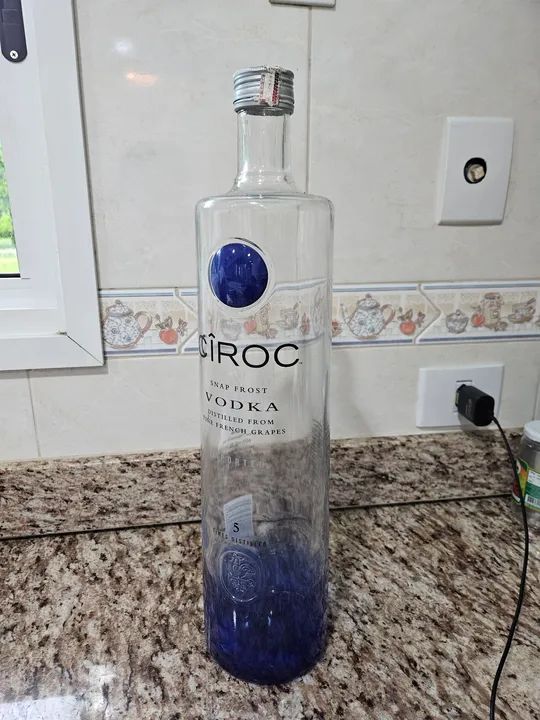 Ciroc Vodka Snap Frost - Garrafa Decorativa - Foto 3