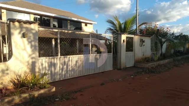 Vendo chácara com casa dois pavimentos na vendinha em Brazlandia