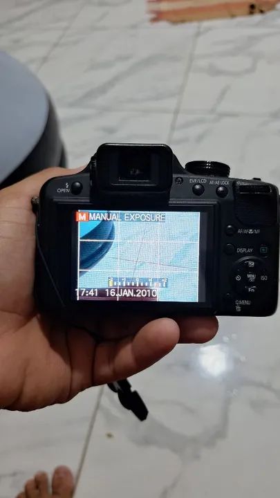 Camera digital Panasonic Fz-45 super zoom 96x VALOR NEGOVIAVEL.