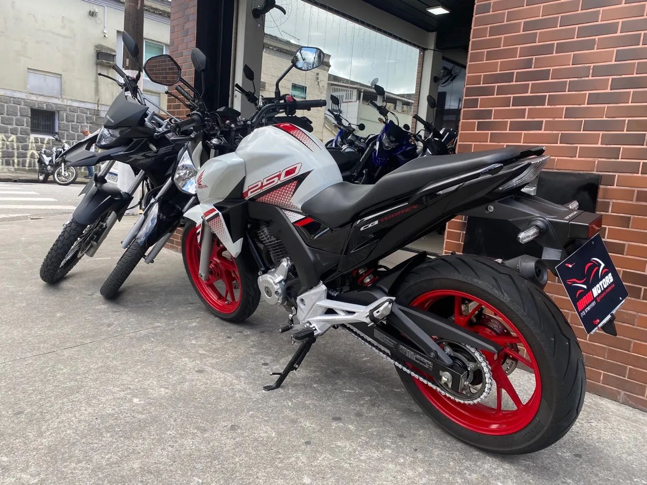 CB250 Twister Cbs- 2022 - Foto 9