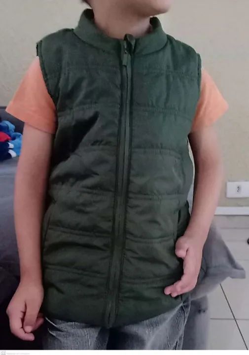 Colete Calvin Klein - Verde e Vermelho - Foto 2