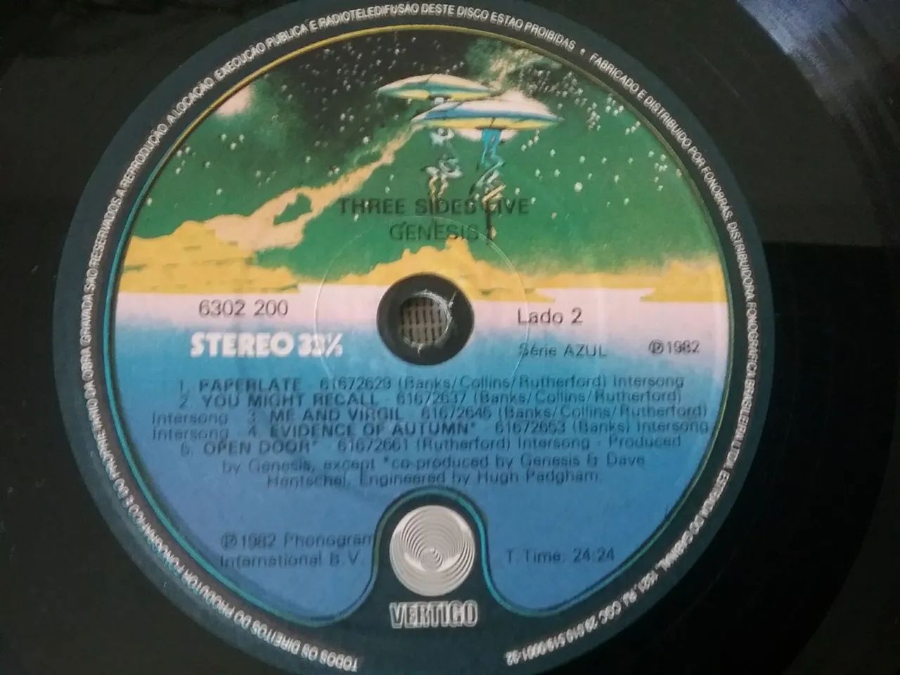 Disco vinil Genesis - Three Sides Live - Duplo - Foto 5