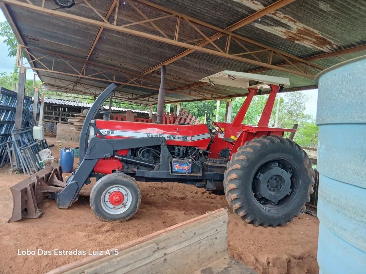 Trator Massey Ferguson 296
