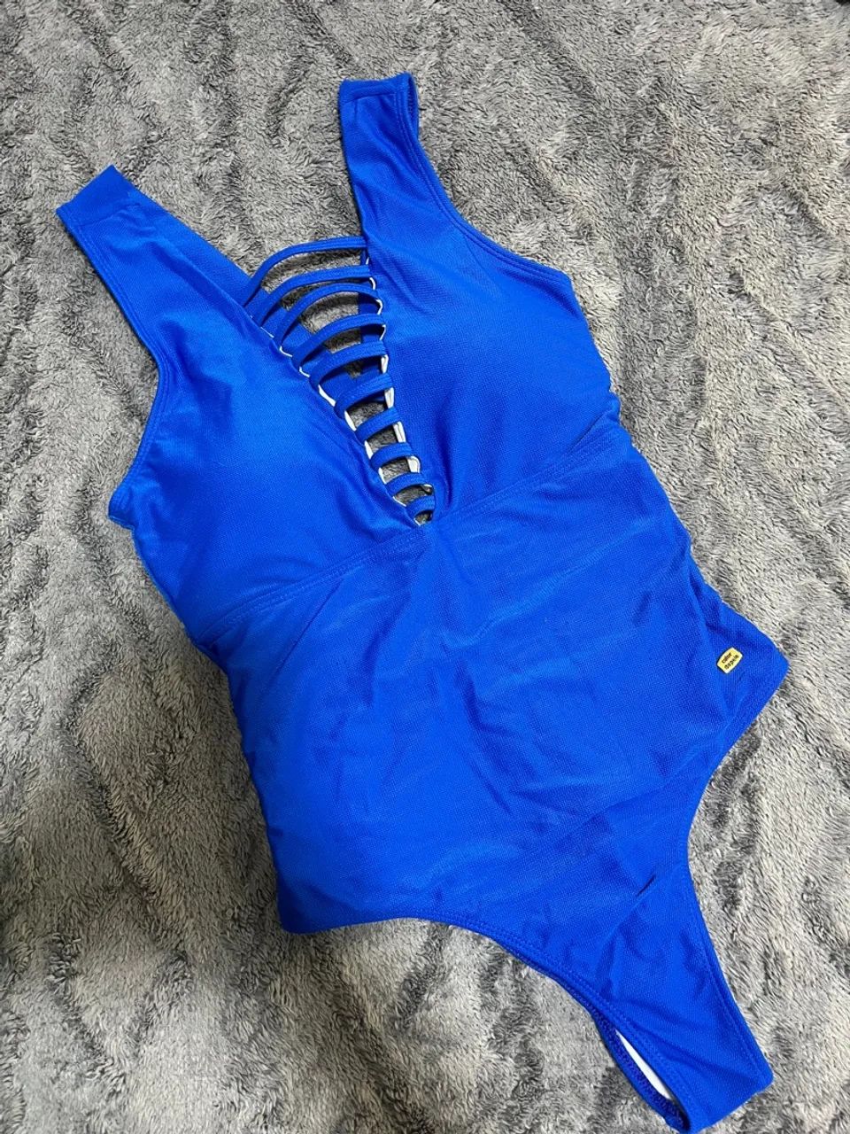 Maiô Azul Calor da Pele