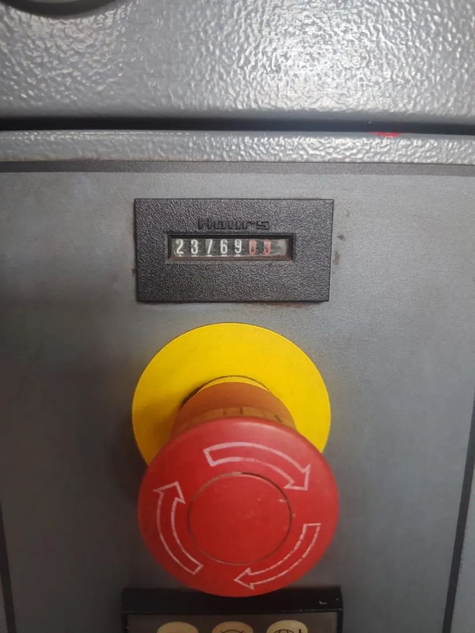 ? VENDO COMPRESSOR PARAFUSO  ATLAS COPCO GX11FF - Foto 2