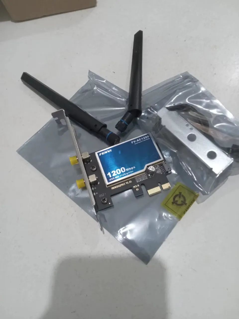 Placa de Rede Fenvi FV-AC1200 Wi-Fi 5 AC1200 e Bluetooth 4.0 PCI-E
