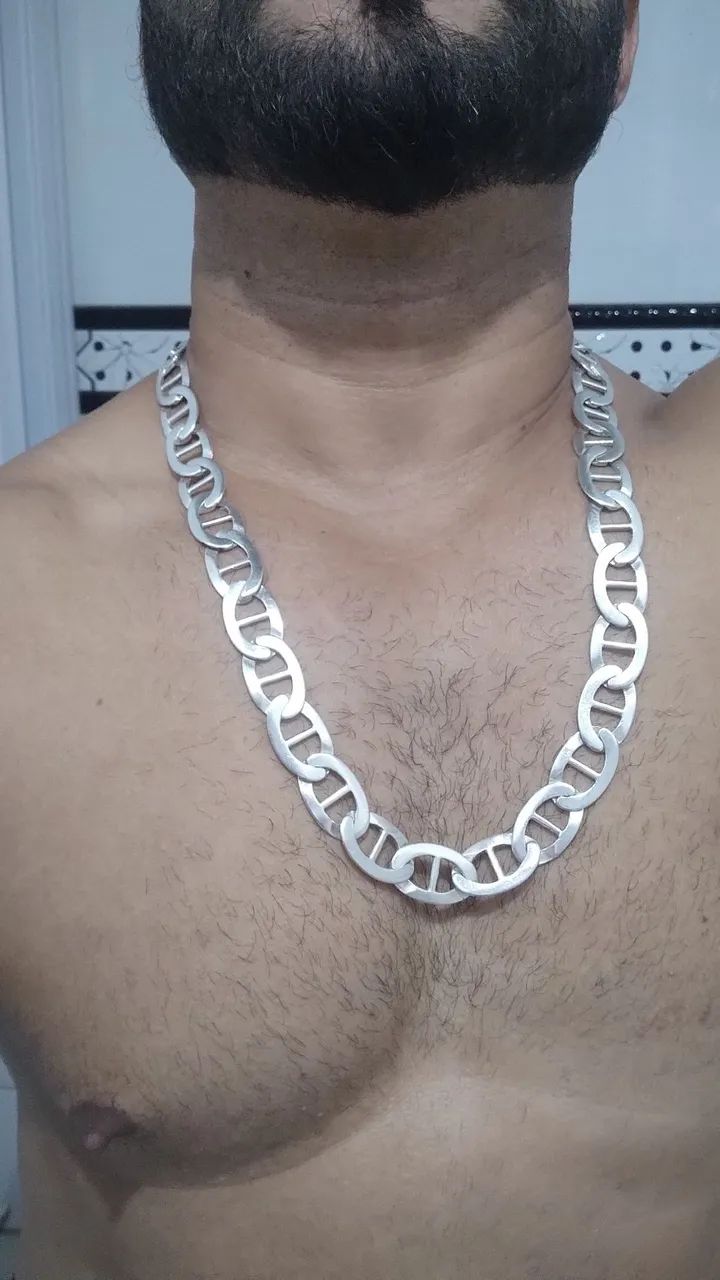 Corrente prata 925.  122 gramas No precinho pra vender logo.