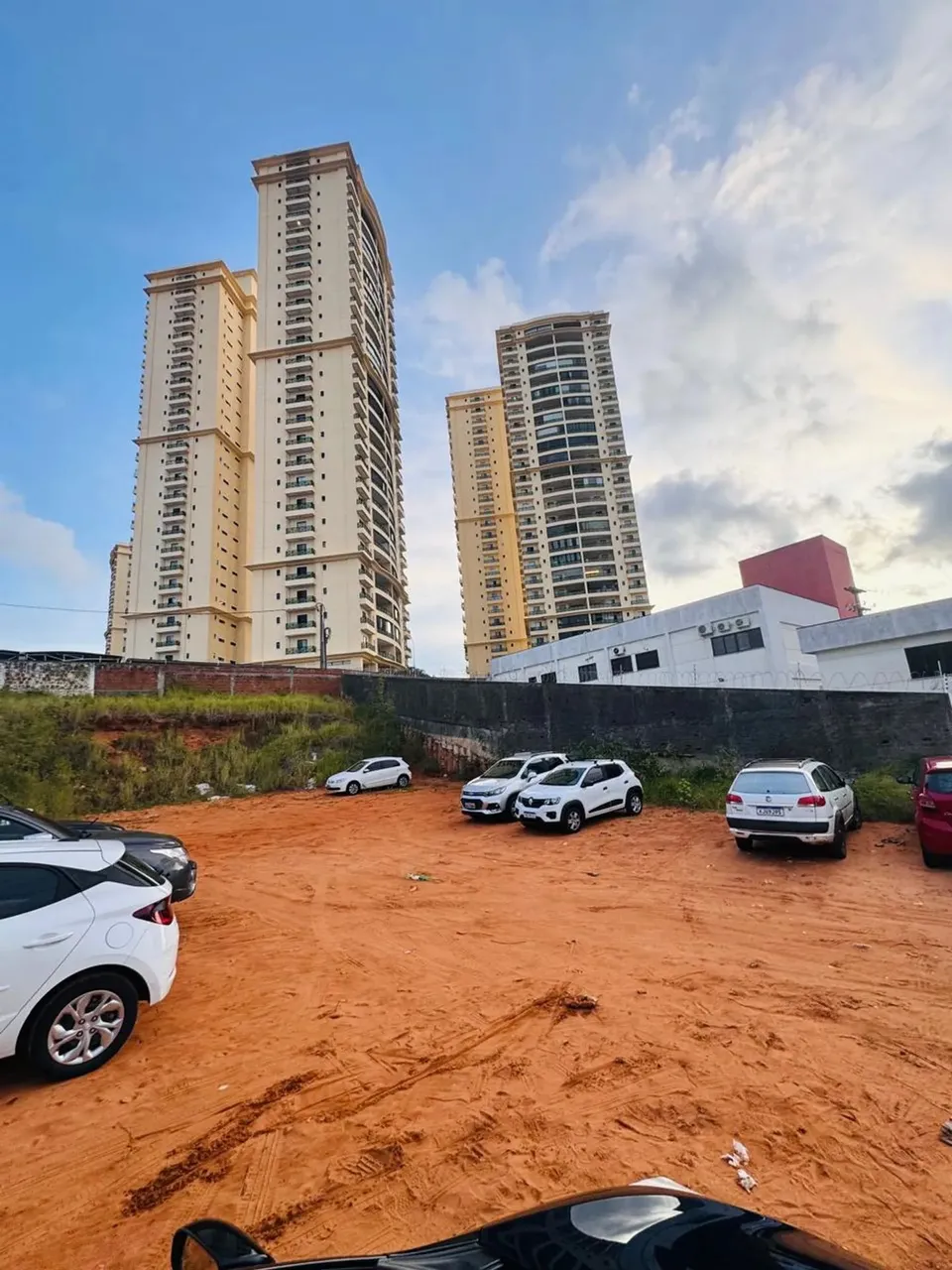 Imóvel para venda com 840 metros quadrados em Candelária - Natal - RN