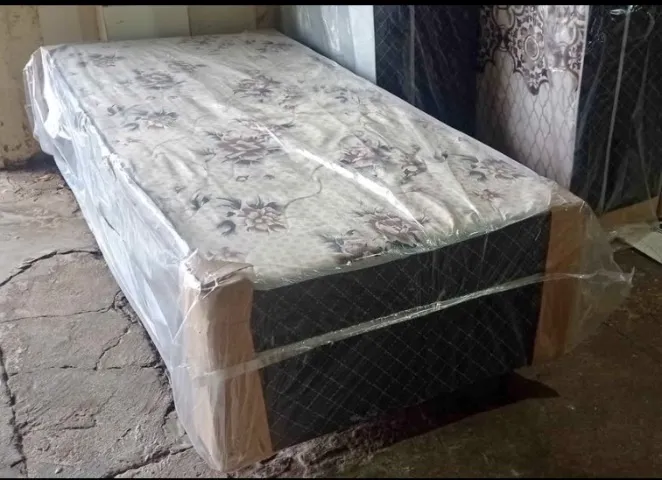 Cama box solteiro (novo)