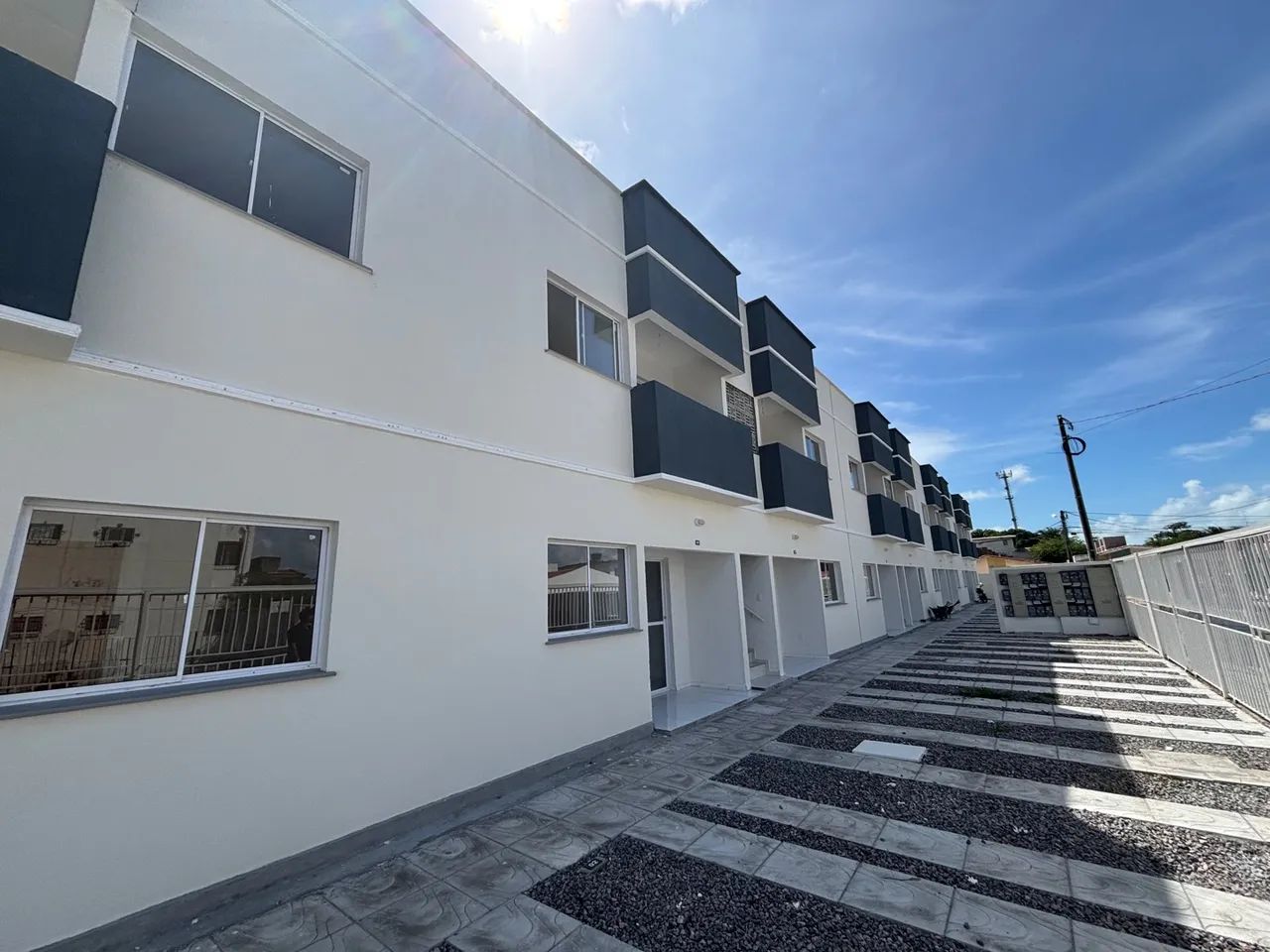 ((CM)) Lindo Privê C/2 Quartos em Pau Amarelo(rua calçada)