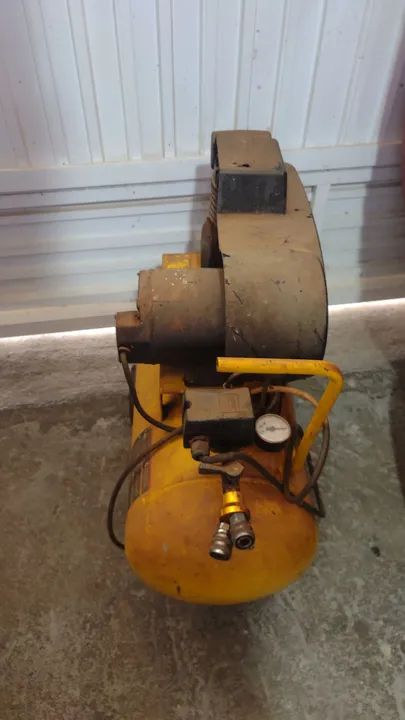 Compressor de Pintura / Ar Schutz Twister Bravo 50 litros  - Foto 3