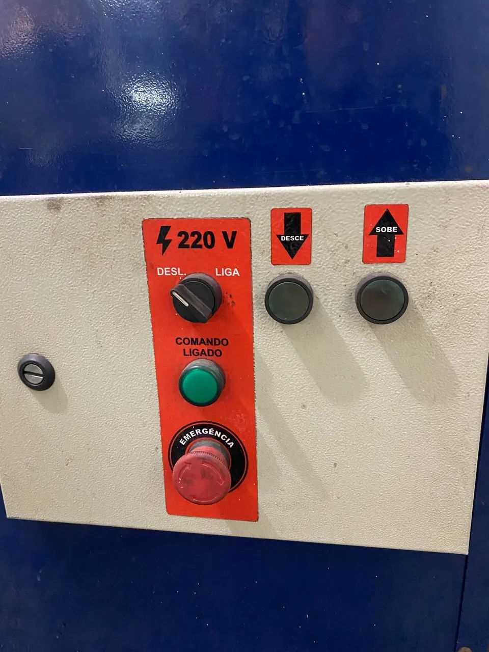 TORNO PARA DESEMPENO DE RODAS - Foto 2