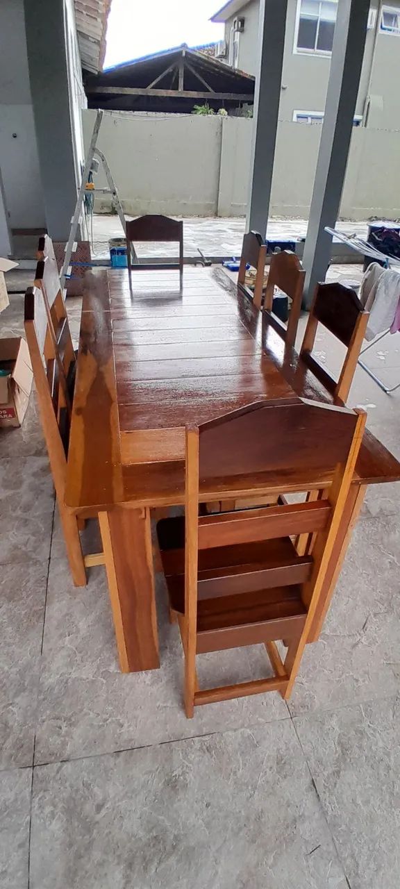 Mesa de Madeira Com 8 Cadeiras  - Foto 3