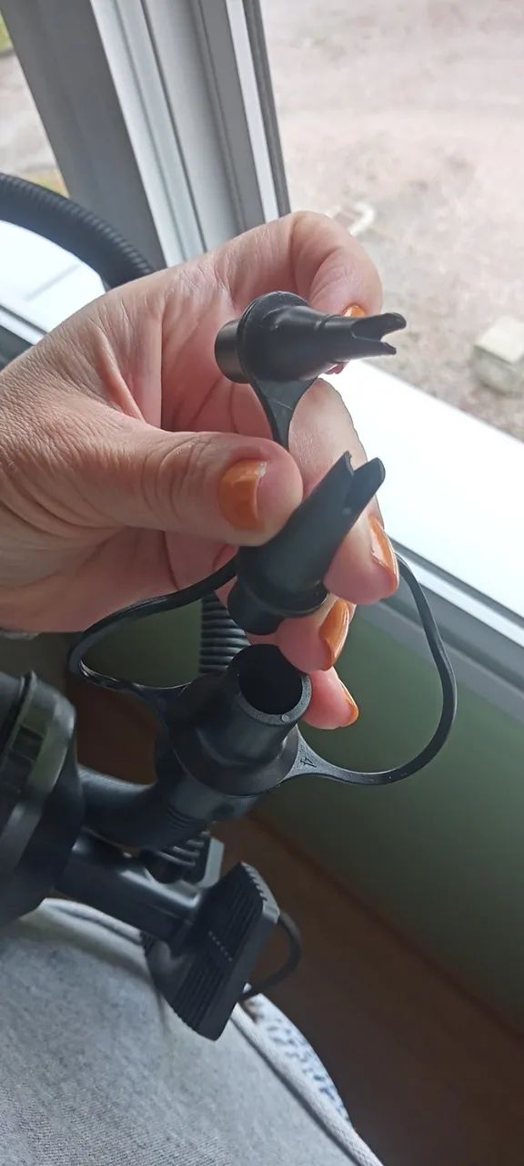 Bomba manual para encher pneu bicicleta, colchão ar, etc - Foto 4
