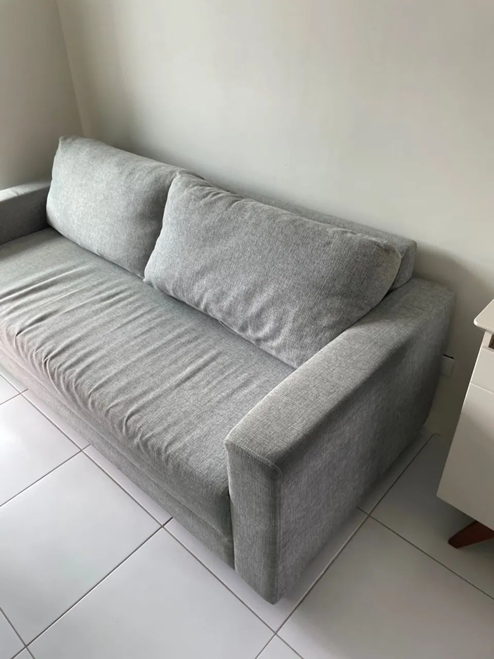 Sofá de 2 lugares cinza - Foto 5