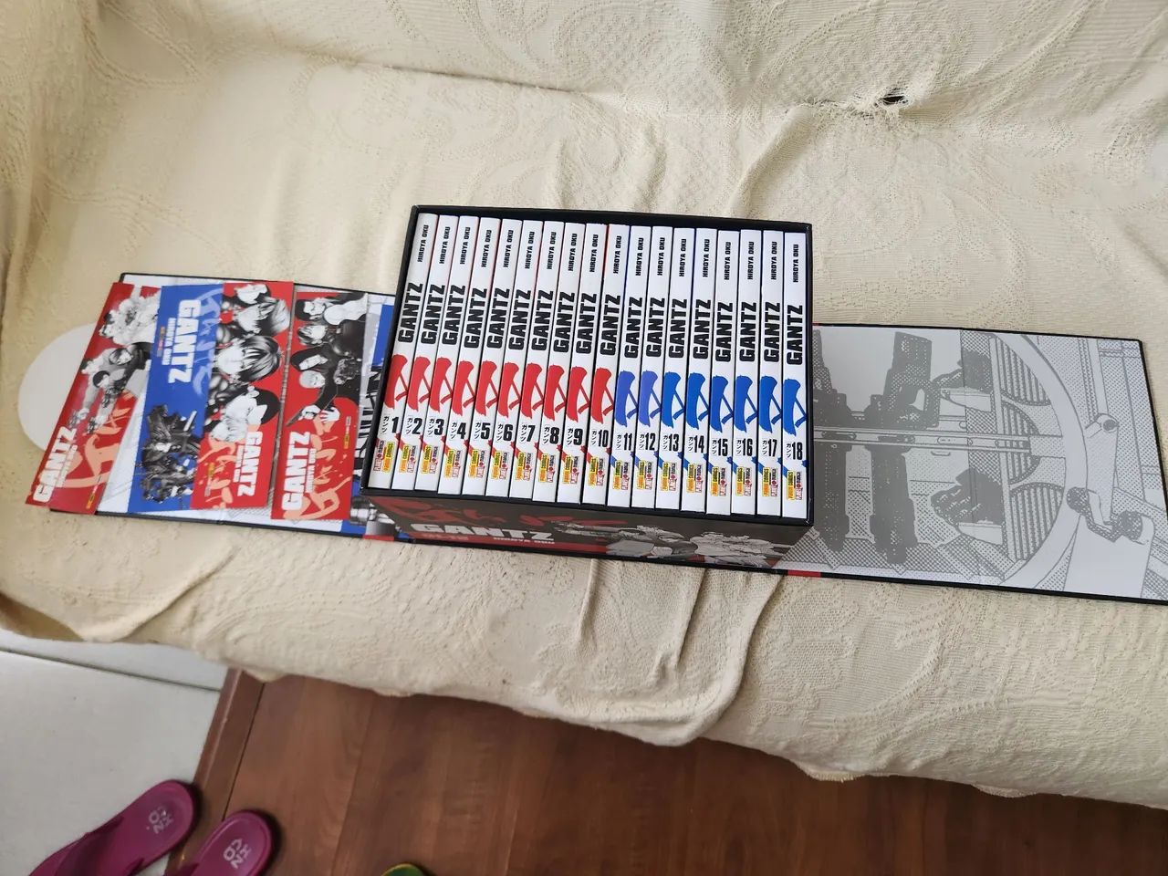 Gantz Box 1 - 18 volumes - Mangá Panini - Livros e revistas
