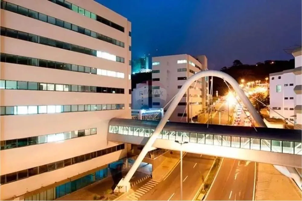 Salas Comerciais para a Venda no Centro Médico Monte Sinai 309m2