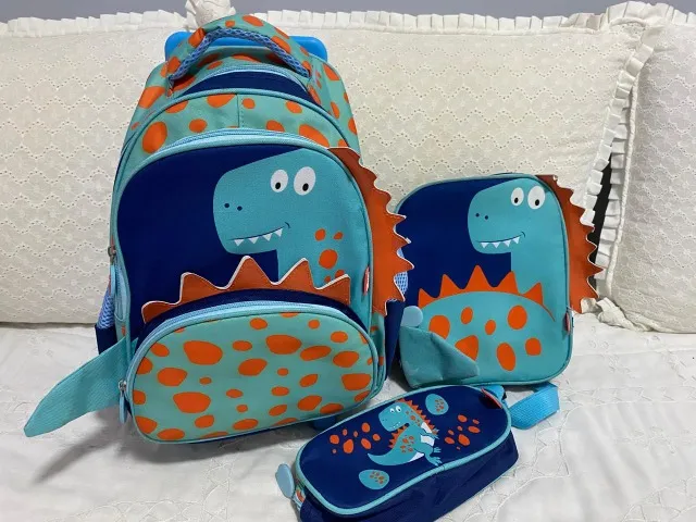 Kit mochila escolar Dinossauro de rodinha