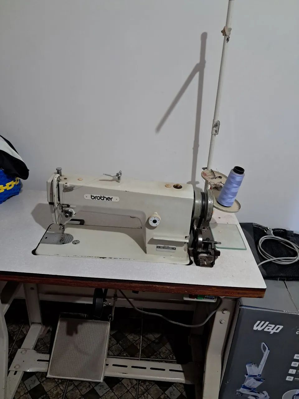 Máquina de Costura Industrial Brother - Foto 2