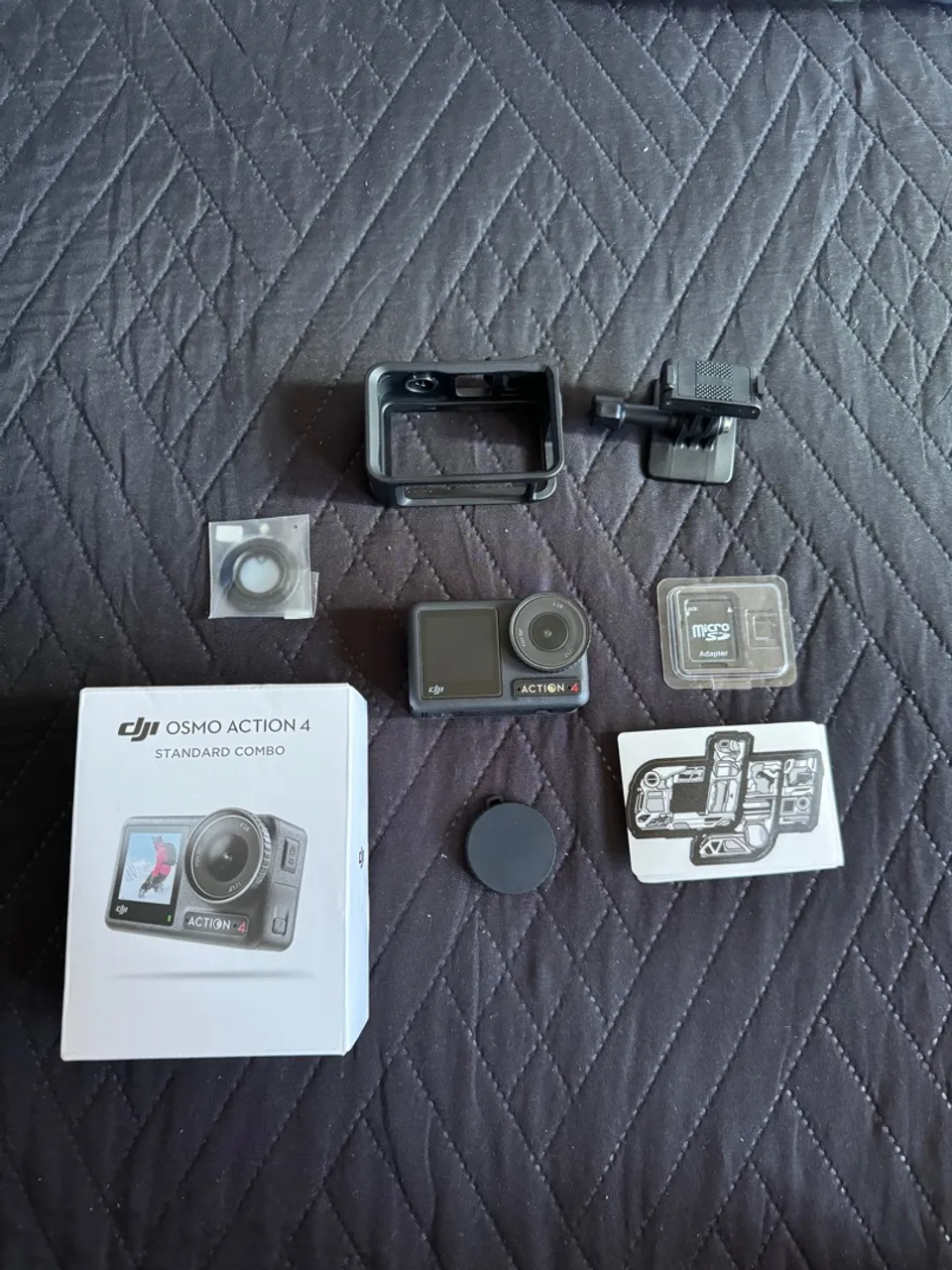 DJI Osmo Action 4 Standard Combo - Câmera de Ação